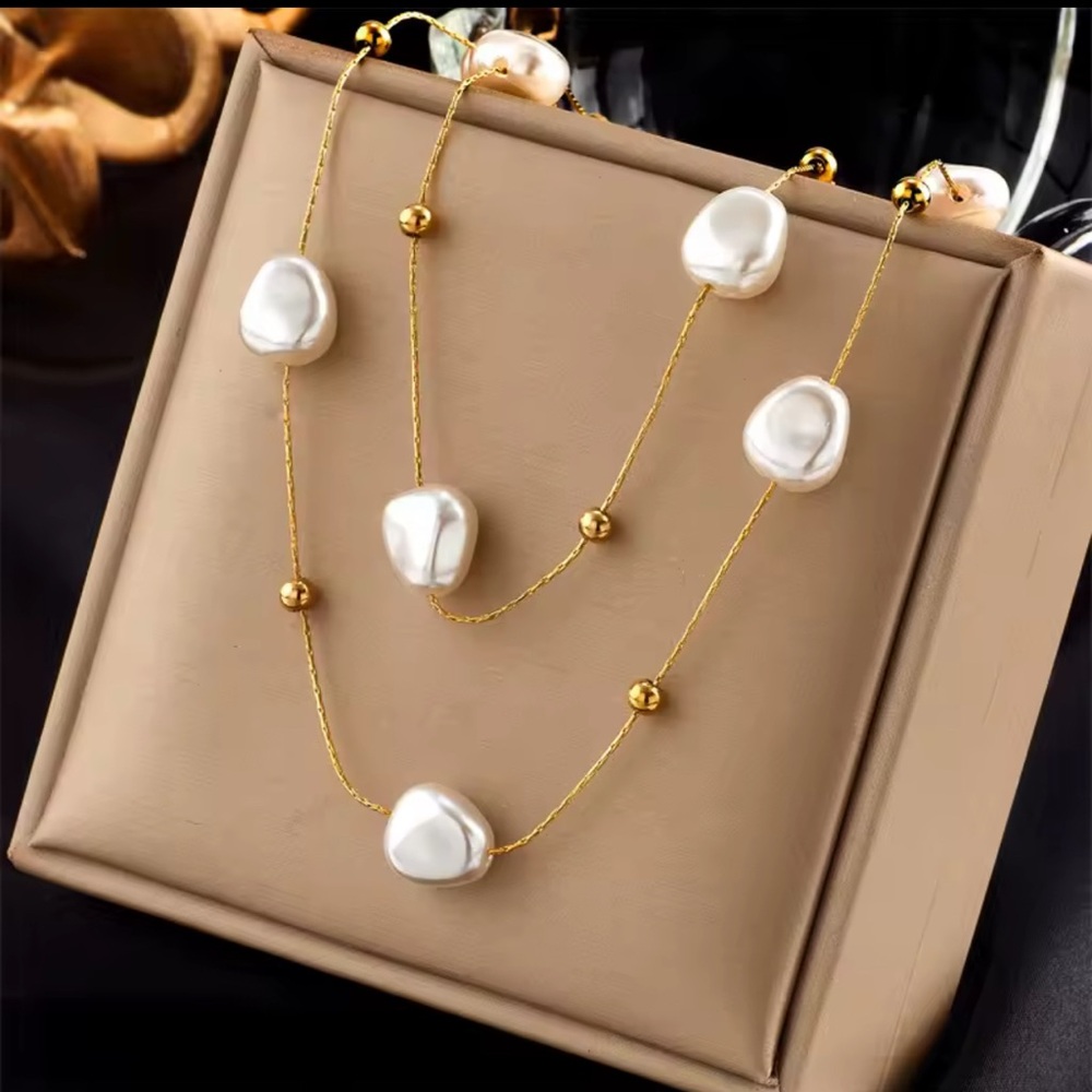 Chic 18k gold plated stainless steel with freshwater pearl Necklace